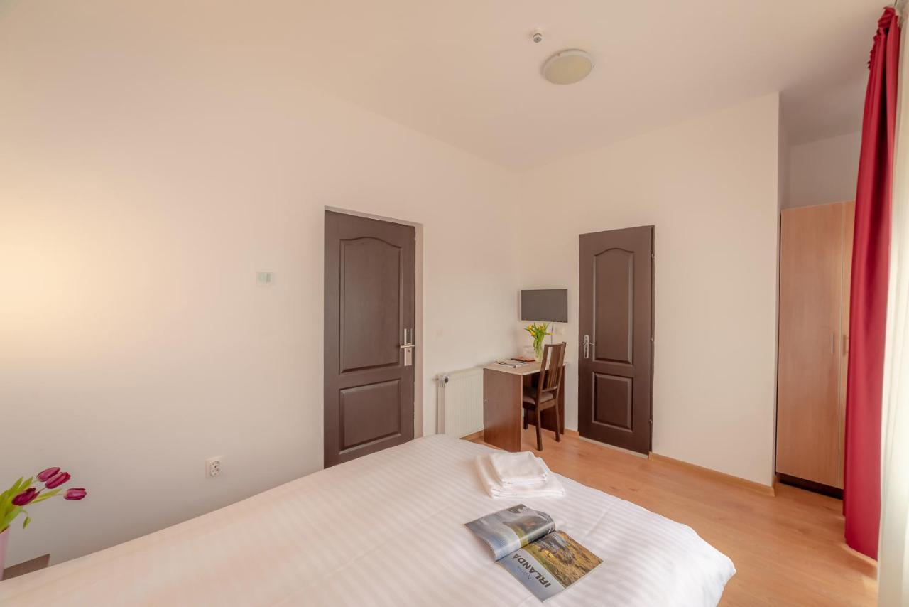 Pension Cluj Экстерьер фото